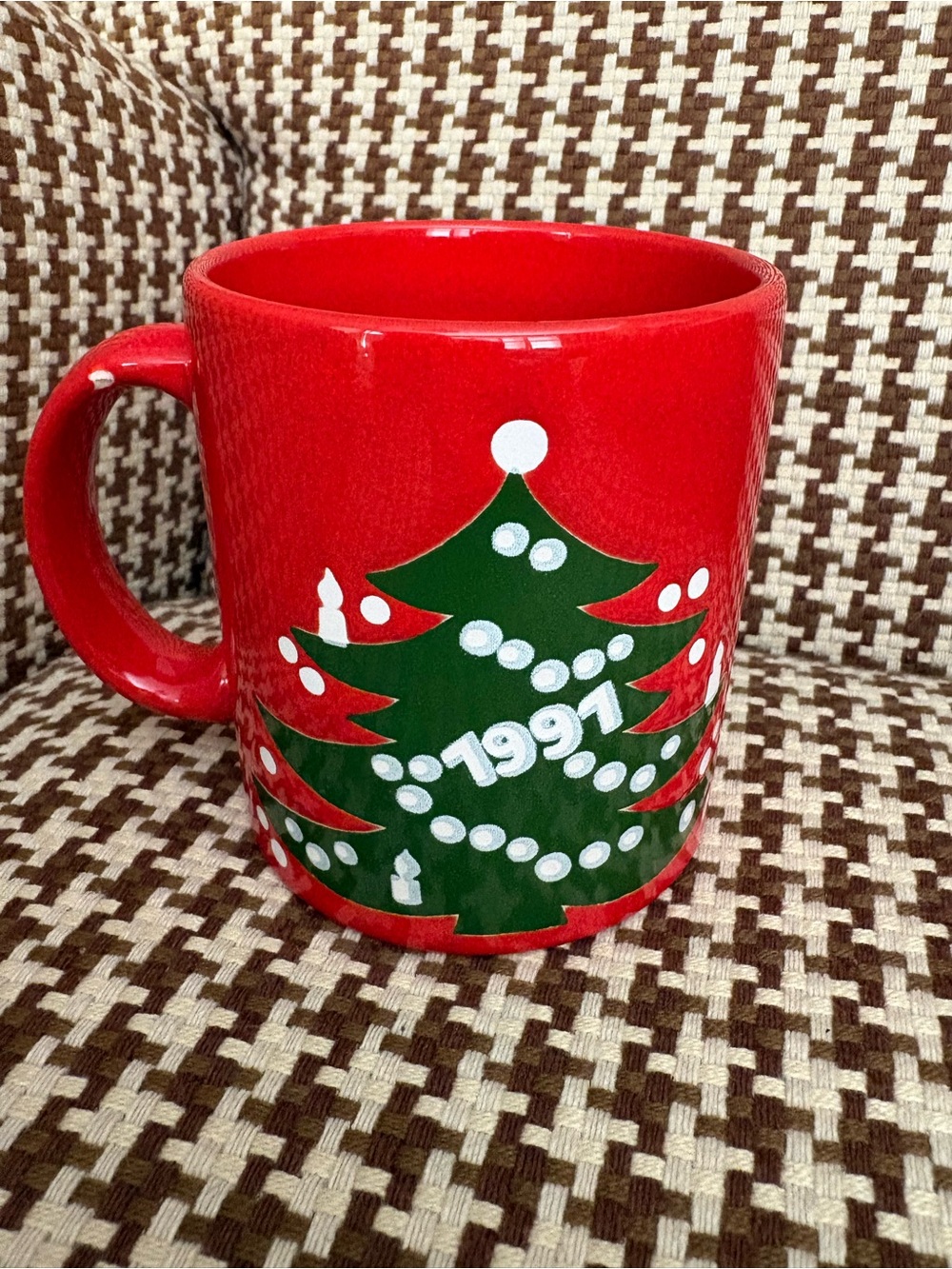 Red Holiday Christmas Tree Mug with 1991 Accent